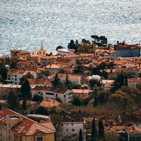 Cvita - Cozy With An Amazing View